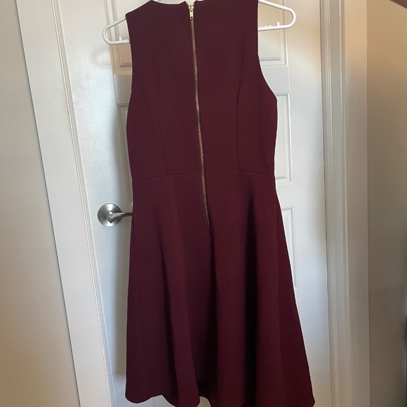 Dress - Picture 2 of 5